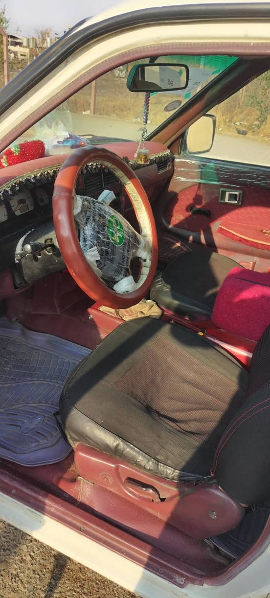 بيكب دير موديل ٢٠٠٦ مرغوب للبيع سياره بيه فقط من طرف البونيد طخه قليله تبريد سنويه ٢٠٢٨ ينتهي بأسمي بطاقه بانزين موجود بأسمي سياره مانقصها شي للاستفسار على السعر اتصال ع الرقم ***********
