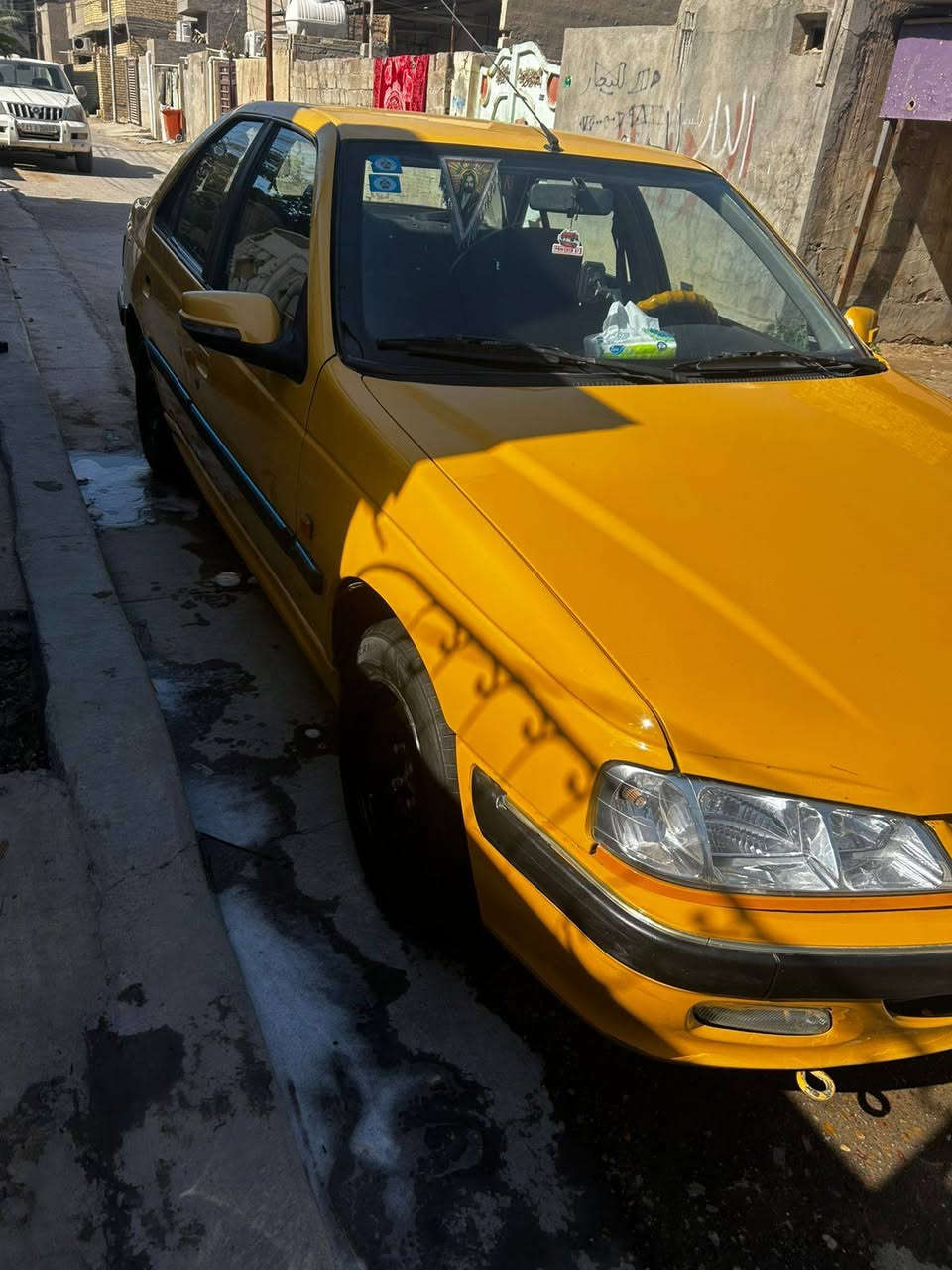 يا الله السلام عليكم 
بيجو بارص موديل 15 مصفرة هيئة وغرامات بسمي مكينة فرنسي بالكارتون كيرر نضيف تبريد شغال ثلج منضومة جديدة تخم تاير جديد سياره جاهزة السعر 41 وبيها مجال للشراي مكاني بغداد فلكة سلمان باك 
***********
