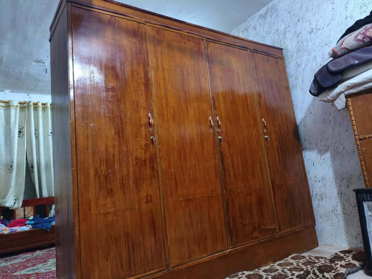 السلام عليكم كنتور للبيع السعر 200 الشراي راسلني خاص *********** متوفر واتساب
