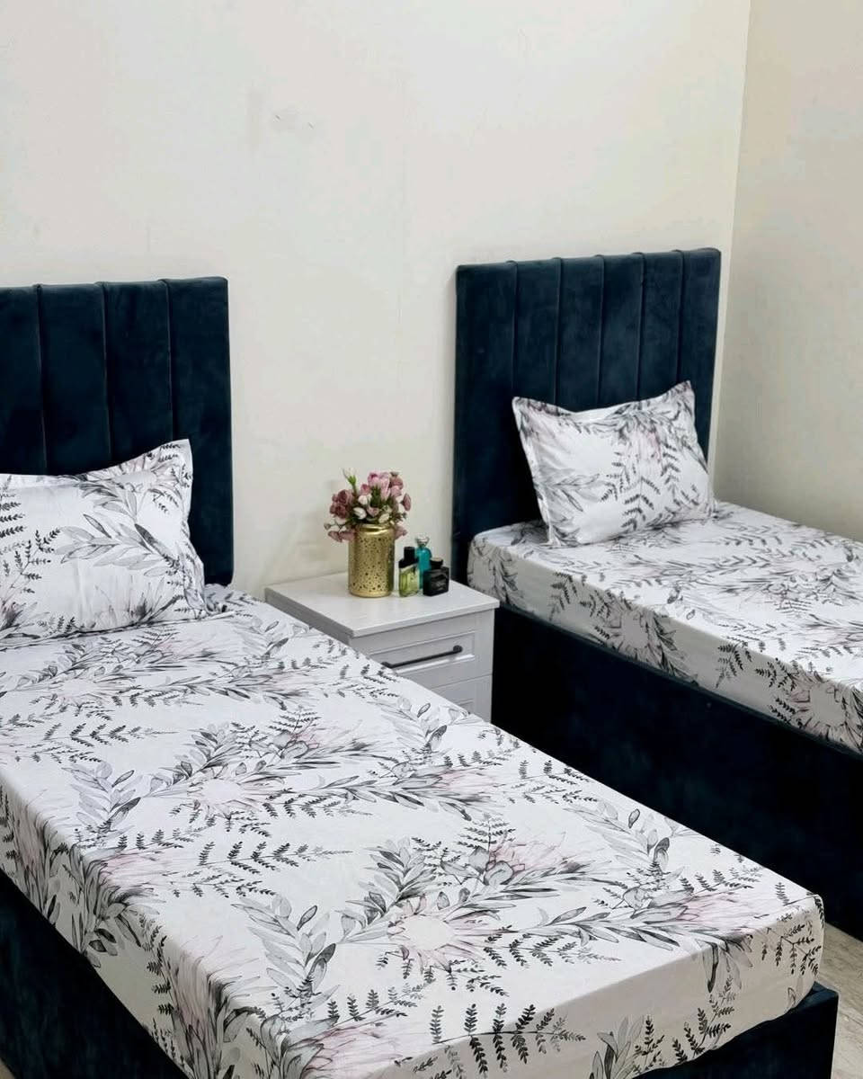 عرض خاص تلبيسة نفرين ام لاستيك ومخاد 2 السعر 13 فقط
تلبيسة نفر مع مخدة وحدة السعر 9 فقط
قماش إماراتي شرط غسل وفرش متوفر توصيل جميع المحافظات ❤️❤️❤️


**إذا كنت صاحب هذا الإعلان وتريد حذفه لأي سبب، رجاءا أرسل رسالة إلى الدعم الفني**