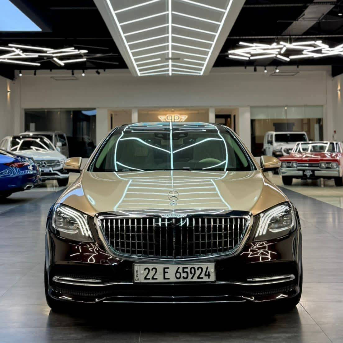 مرسيدس بنز S-Class S500 مايباغ 
موديل 2018 Kit Maybach AMG
وارد ألماني
المحرك: 6 سلندر بنزين
المشي: 96,000 كم حقيقي
اللون الخارجي: كرزي مميز (استيراد خاص)
اللون الداخلي: كريمي ملكي Designo
الحالة:
السيارة بحالة ممتازة جداً، نظافة عالية وتُعد أفضل من الصور
مكفولة كفالة عامة
بدون صبغ أو تعديل
الدعامية بشرط
المحرك والقير بشرط، غير مفتوح
الكهربائيات كلها بشرط
ضمان دولي
عدد 2 بصمة
المواصفات:
فول فول VIP
مواصفات AMG بلادي
أبواب شفط
جنطة كهربائية
5 بصمات
باب طويل (Large)
مقاعد متحركة مع المقود
4 مقاعد ميموري
4 مقاعد تدفئة وهيتر ومساج VIP
نظام صوت Burmester
إضاءة داخلية LED متعددة (60 لون)
إضاءة ذكية مع دوران العجلات
5 كاميرات مع نظام 360 درجة
حساسات كاملة أمامية وجانبية
رادار
فتحة سقف بانوراما
5 مبردات
6 CD Box
رنجات وماطورات أصلية مايباخ
4 إطارات أصلية جديدة
الرقم: أربيل جديد
السنوية، الفحص، والهزة جديدة
السيارة باسمي
الموقع: أربيل

للاتصال:
***********
***********
