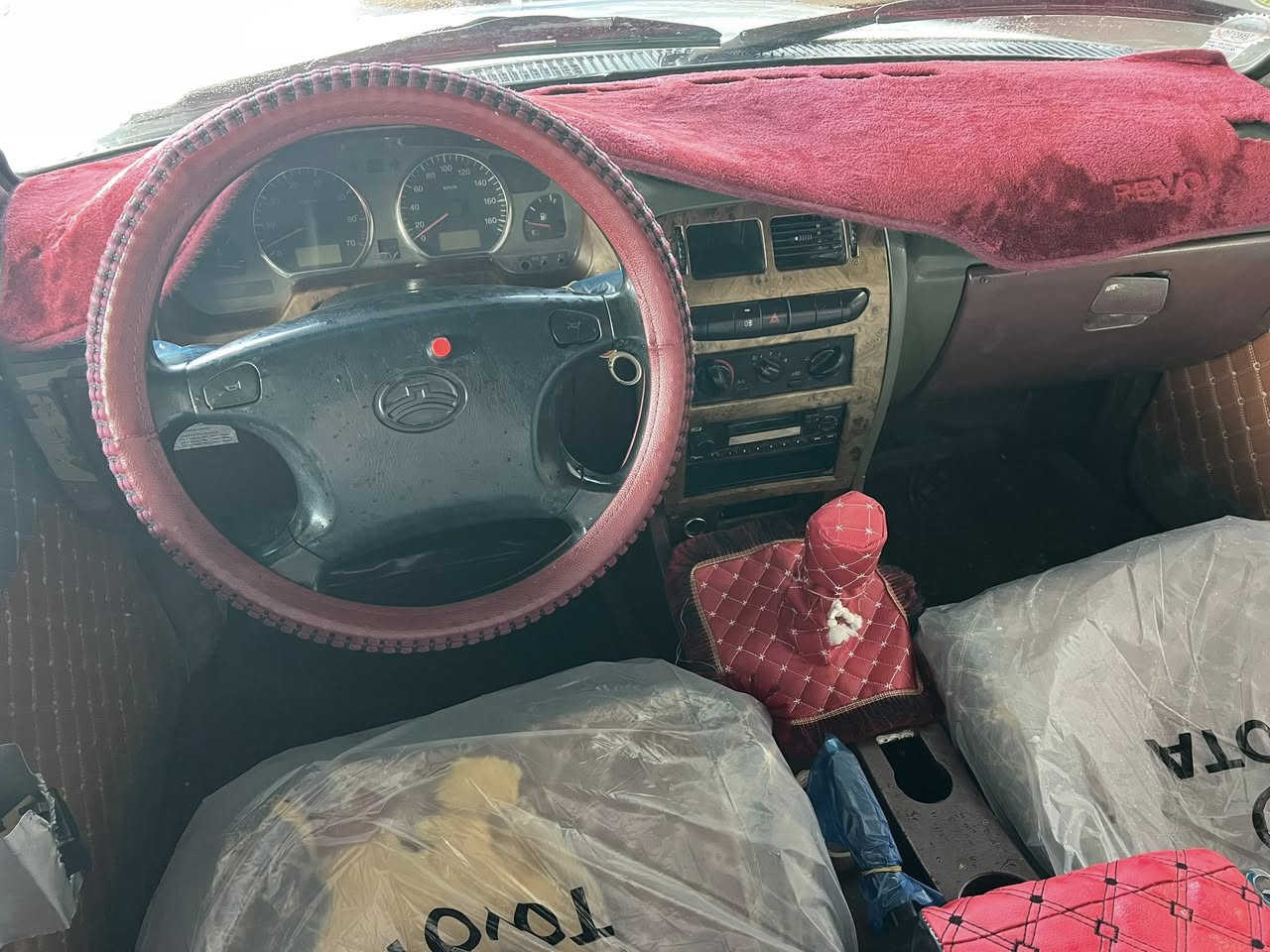 بيك اب صيني موديل 2008 
رقم دولي شرط تحويل
سيارة جاهزه وجديده محرك وكير
وتخم تاير كله شغل
مكاني واسط الزبيدية 
***********
السعر 43بيه مجال
