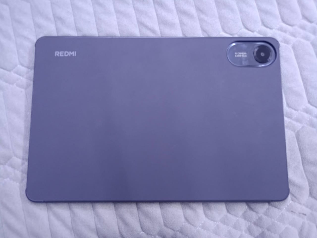 أيباد REDMl
للبيع 
السعر 250 نظيف جداً 
***********
