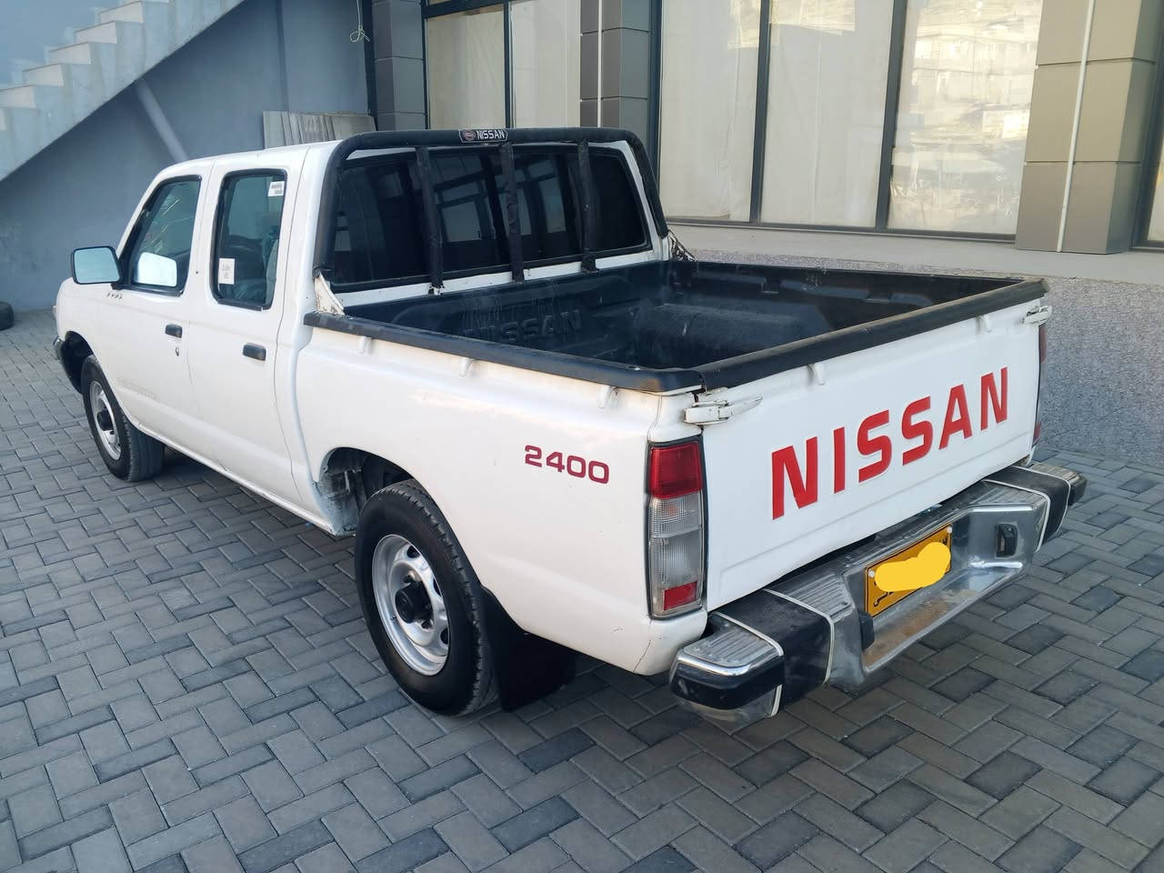 نیسان 2001 مووحەسەن...🙂
ئاڕمی پلاستیک سلێیمانی ...بەشەرتی غەرامە
4 تایەی لۆکی لەژێرە ...بێ مەسرەف زۆر جوان 
تەبرید و پاوەرە ....پاک و جوان و مەزبووتە ...
بەشەرتی گێڕ و مەکینە و ئەکسل....1 پارچە بۆیاخ 😇
*********** واتسئەپ ......ماڵی دۆستە 
*********** ڤایبەر........ ئەدمین 😍
