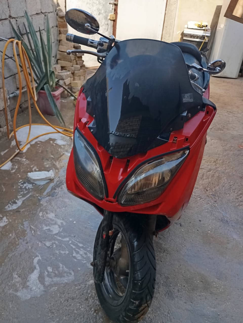 دراجه فورزه ٠٨ السعر 550 العنوان بابل حي الجزائر مكلف بالنشر الشراي يتصل على الرقم ***********
