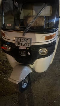 تكتك 21 للبيع مرقم مكاني بغداد الغزالية  07762065323