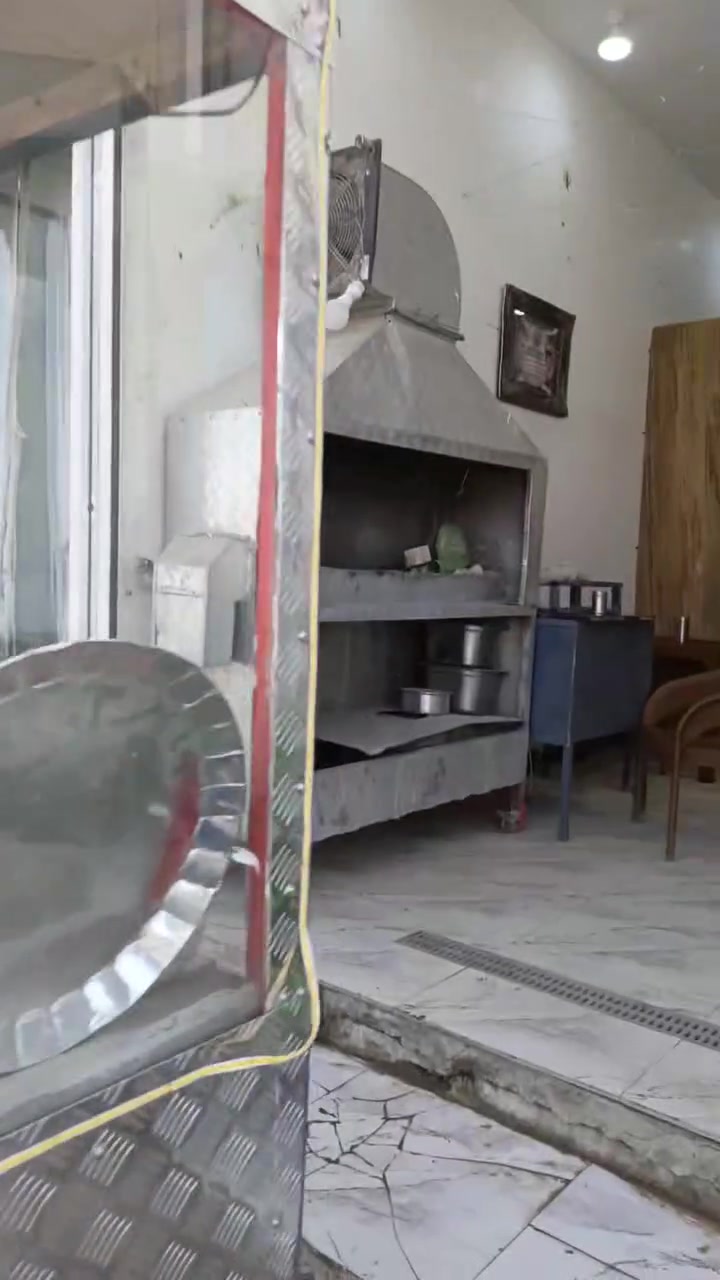 السلام عليكم غراض مطعم اللبيع غراض جدد مامستخدمات   شي قليل مكانهن البصره شنو يفيدك راسلني خاص


**إذا كنت صاحب هذا الإعلان وتريد حذفه لأي سبب، رجاءا أرسل رسالة إلى الدعم الفني**