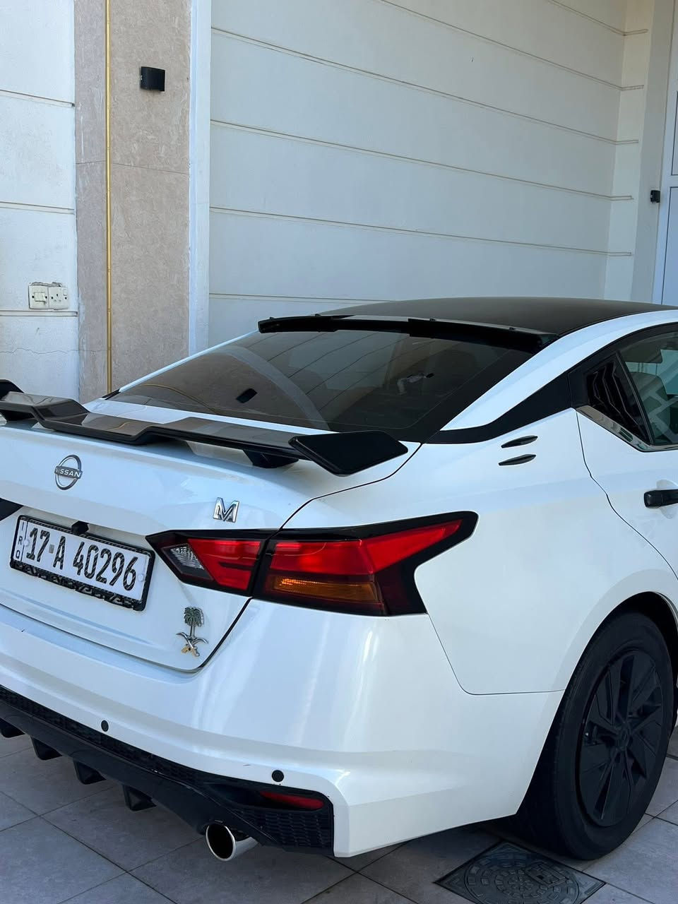 سيارة للبيع نيسان التيما 2023 s موصفات خليجيه
بصمه 
محرك ٢٥٠٠ 
شاشه كامره خلفيه 
تحكم قفل سرعه 
كير محرك كفاله 
حادثه بس بنيد وداعميه 
رقم السياره المثنى معوقين وكاله عامه 
*********** واتساب
*********** 
السعر ١٤٤ وبيها مجال
