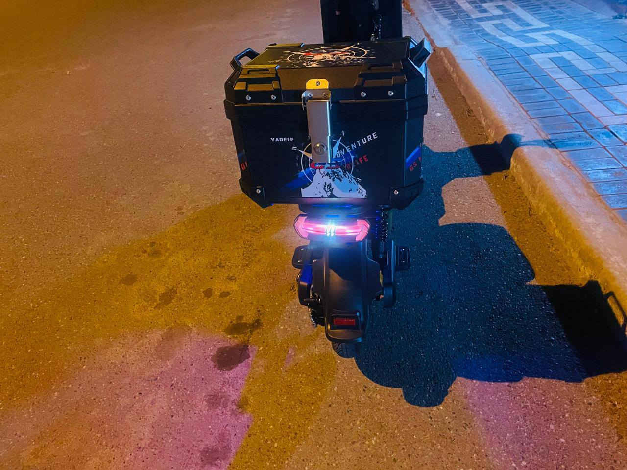 دراجه شحن للبيع RAYAN  R900  سرعه 90  / 3 نمر
5 بطاريات شحن يكفي 35 كيلو حقيقي السعر 600الف وبيه مجال مكاني بغداد الشعله قرب مجمع صحه وعافيه ***********
