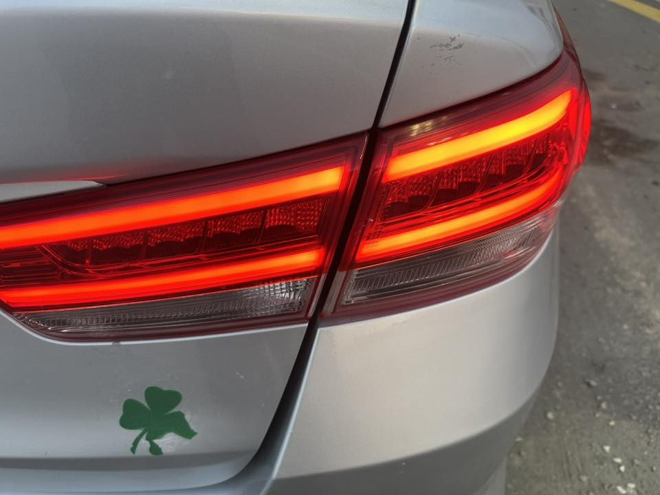 سلام عليكم  رمضان كريم
كي فايف وارد كوري مديل 2017
رقم بغداد باسمي رقم انكليزي 
سياره جديده كلش كفاله من ضربه امه صبغ وارد كوري غير مكفول من صبغ  بيه 4 قطع  صبغ اثر جراد مكينه وكير كفاله مكينه 2000 دووش
سياره شاشه كبيره كامره حساس خلفي اشاير بلمري مري دواخل اسود جلد مري شفط  حداده جديده تخم تاير سياره جديده ستخدام شخصي 
مكانه بصره حي بغداد خلف علوه المخضر   سعره130$
*********** موجود واتساب
