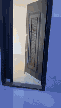 تعلن شركة صرح الامين لبناء مجمعات السكنية عن بيع شقق تمليك سند مستقل   كرادة داخل شارع بن رضا علوان للاستفسار 
***********
***********
