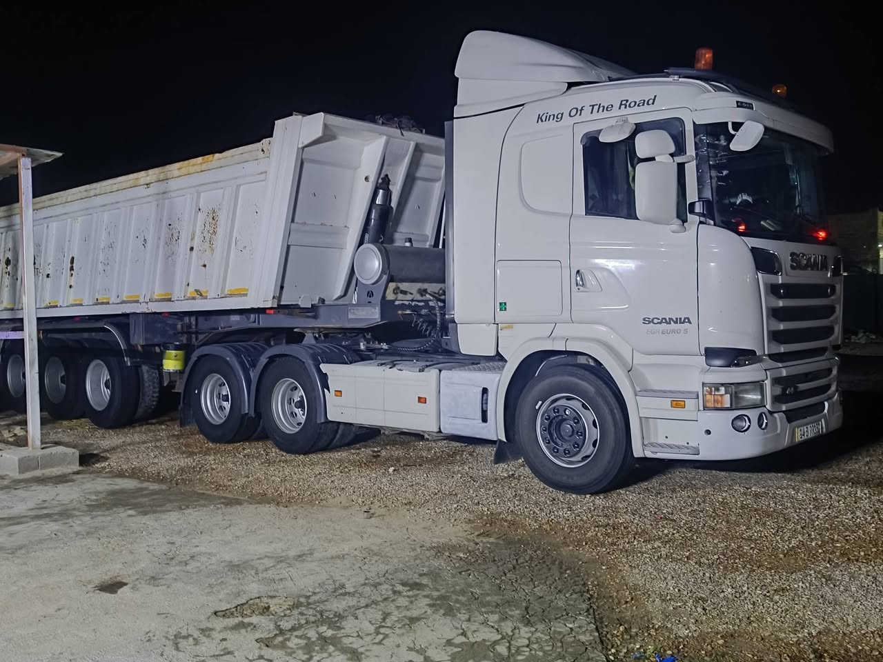 سكانيا موديل 2014 معلايه 17 فول مواصفات مكفوله عرجه بس راس لبيع السعر  خاص مكان  ميسان *********** ***********
