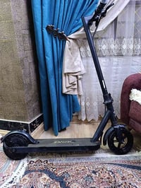 سكوتر شحن مستعمل للبيع بسعر 225 الف الاتصال على 07718229895