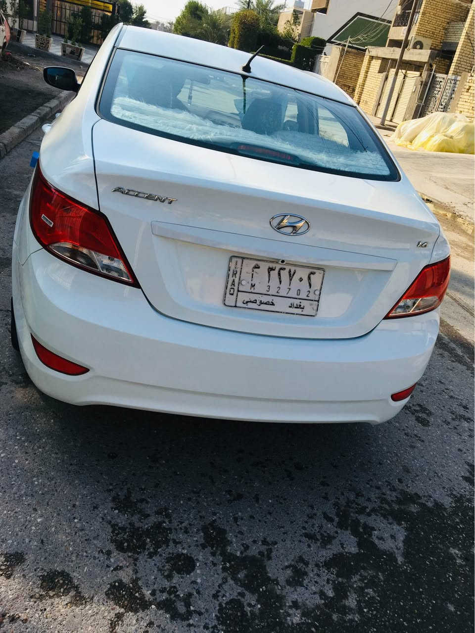 اكسنت 2016 ماشية 45 الف سيارة جديدة 
مواصفات : شاشة -كامره
سلايد روف طكتين
ويل 16 كروم
ليد امامي - زنون
تحكم ستيرن جهتين
السعر 118 وبيها مجال بسيط 
للاتصال *********** بغداد, العراق
