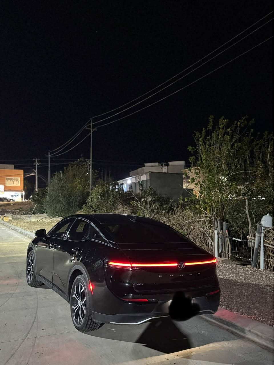 Toyota Crown 2023

30هزار مایل رویشتوە✅

مواصفات XLE

ده رگایەك بوياغه بێ داخلي ٣ جئگاي بجوك تعديل بارده له ناو سونه ر دياره 

JTDAAAAF5P3014303 رقم شاصي  

سعر $248

*********** رقم تلفون ☎️ 

شوێن ئاكرێ 📍 اكر, نينوى
