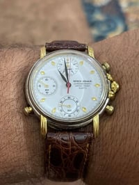 ساعة • قطر 39 • طلاء ذهب