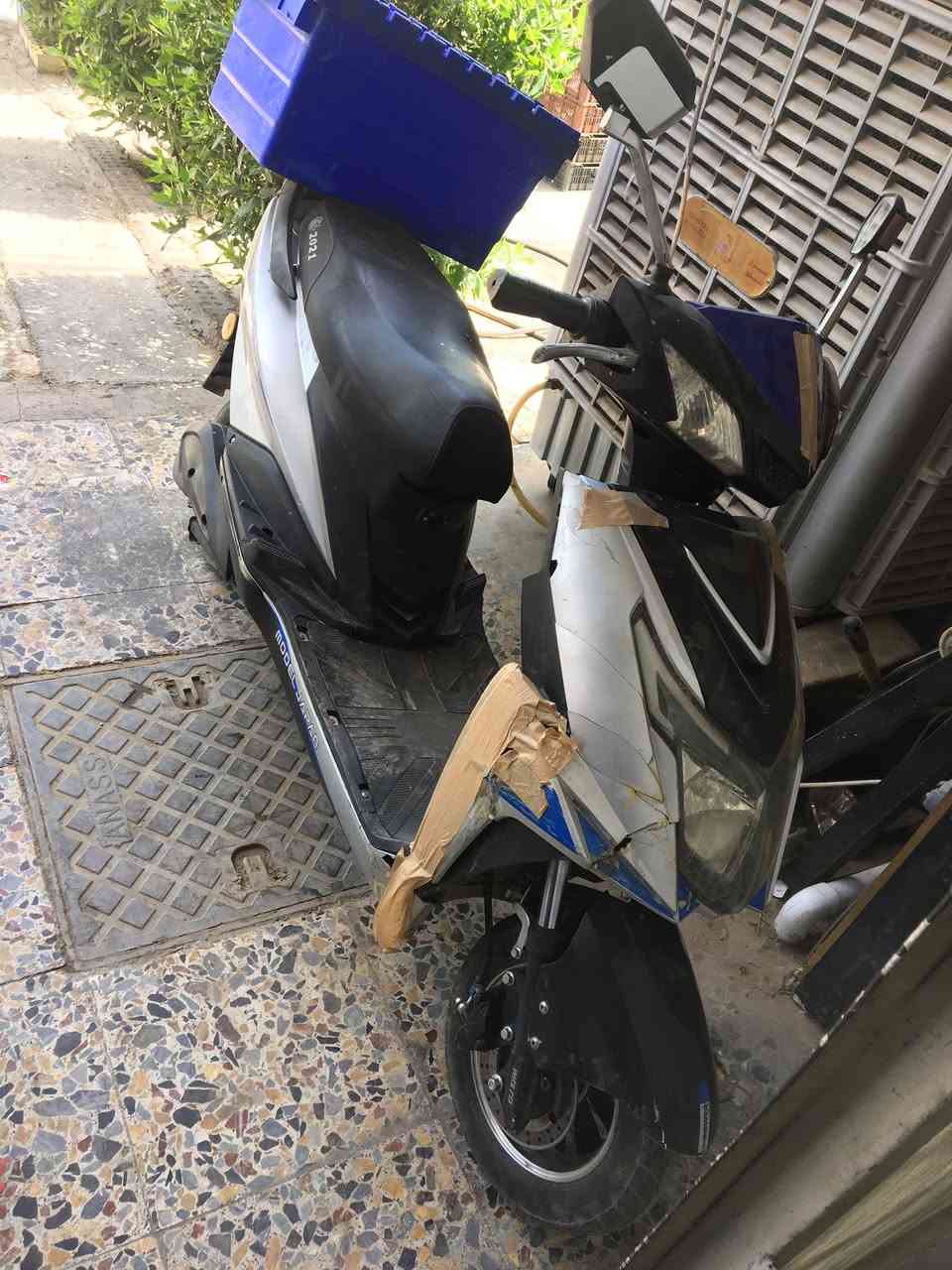 السلام عليكم دراجه شحن للبيع
سعرها ب 300 وبيها مجال لطيبين مكاني حي الخضراء مطعم بلاك 🍔 ***********☎️
