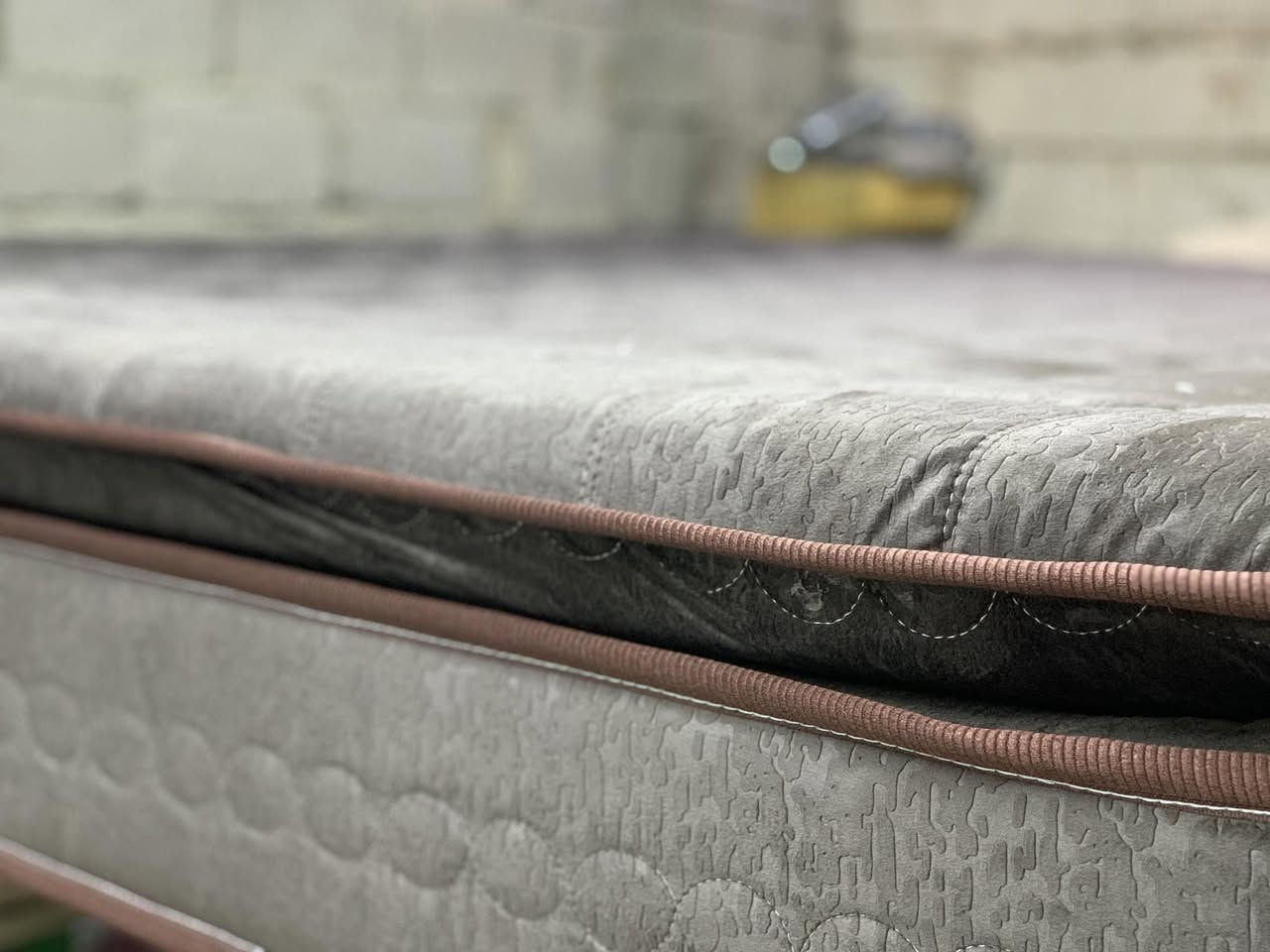 توفر الدوشك الطبي الطبقة المتحركة ✅
نوع الإسفنج: مميز اول18سم+طبقة دلوب7سم✅
ارتفاع الدوشك كامل: 28سم✅
نوع القماش:فرو الأرنب(قطني)✅
يوصلك الدوشك مع وصل ضمان حقيقي5سنوات✅
يتوفر توصيل مجاني داخل محافظة بغداد✅
للاستفسار واتساب:***********
