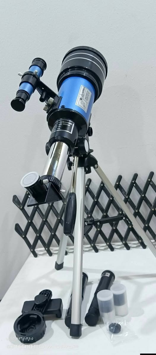 تلسكوب F30070M فلكي انكساري
لمشاهدة القمر والمجموعة الشمسية 
رخيص وقوي وسهل الاستخدام
 متوفر بلونين سعر القطعة 50 الف مع التوصيل


**إذا كنت صاحب هذا الإعلان وتريد حذفه لأي سبب، رجاءا أرسل رسالة إلى الدعم الفني**