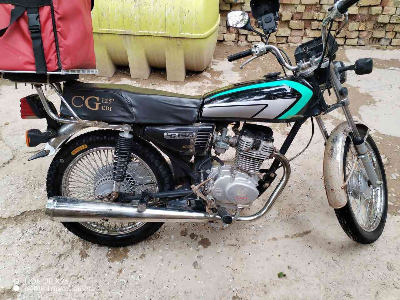 سلام عليكم دراجه اربعه كير للبيع موديل 2020 اوراق اصولي مطابق برقم الشاصي دراجه مابيها اي نقص كامله كهربائيات شغاله عده الدشبول فقط تاير خلفي جديد والتانكي بي زرف بسيط كلش مو دائماً يذب بانزين السعر 400 وبيها مجال بسيط المكان بغداد النهروان للتواصل واتساب او الأتصال على رقم ***********
