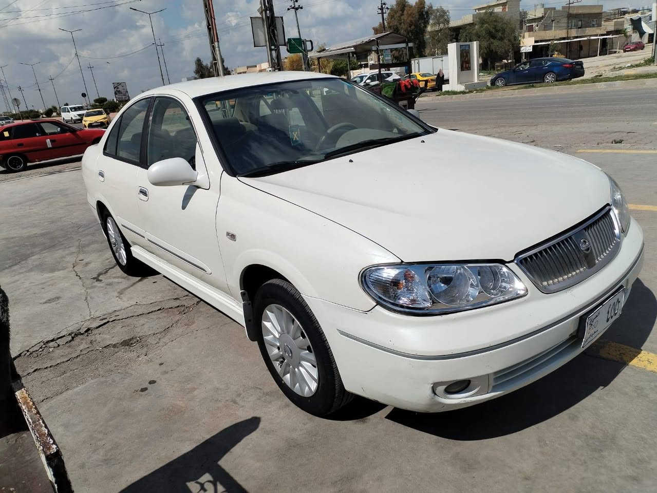 سلام عليكم نيسان صني ٢٠٠٥ تحوير إماراتي تحوير علبلاد مكفوله من كل ضرر بدون اي صبغ كير اومكينه اوصدر اوتبريد اوربع تايرات بلشرط ماشين بل معامله مال تجديد سنويه بسمنه بيع او امراوس حسب القناعه السعر /٨٠/اوبيهه مجال للشراي ***********
