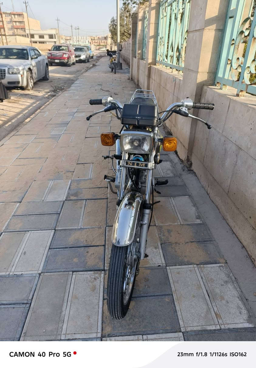 سلام عليكم اربعه للبيع موديل 21 اوراق كامله كهربائيات شغاله كله مكينه مبدل بس بستم السعر 750وبيه مجال قليل المكان واسط قضاء الحي ***********
