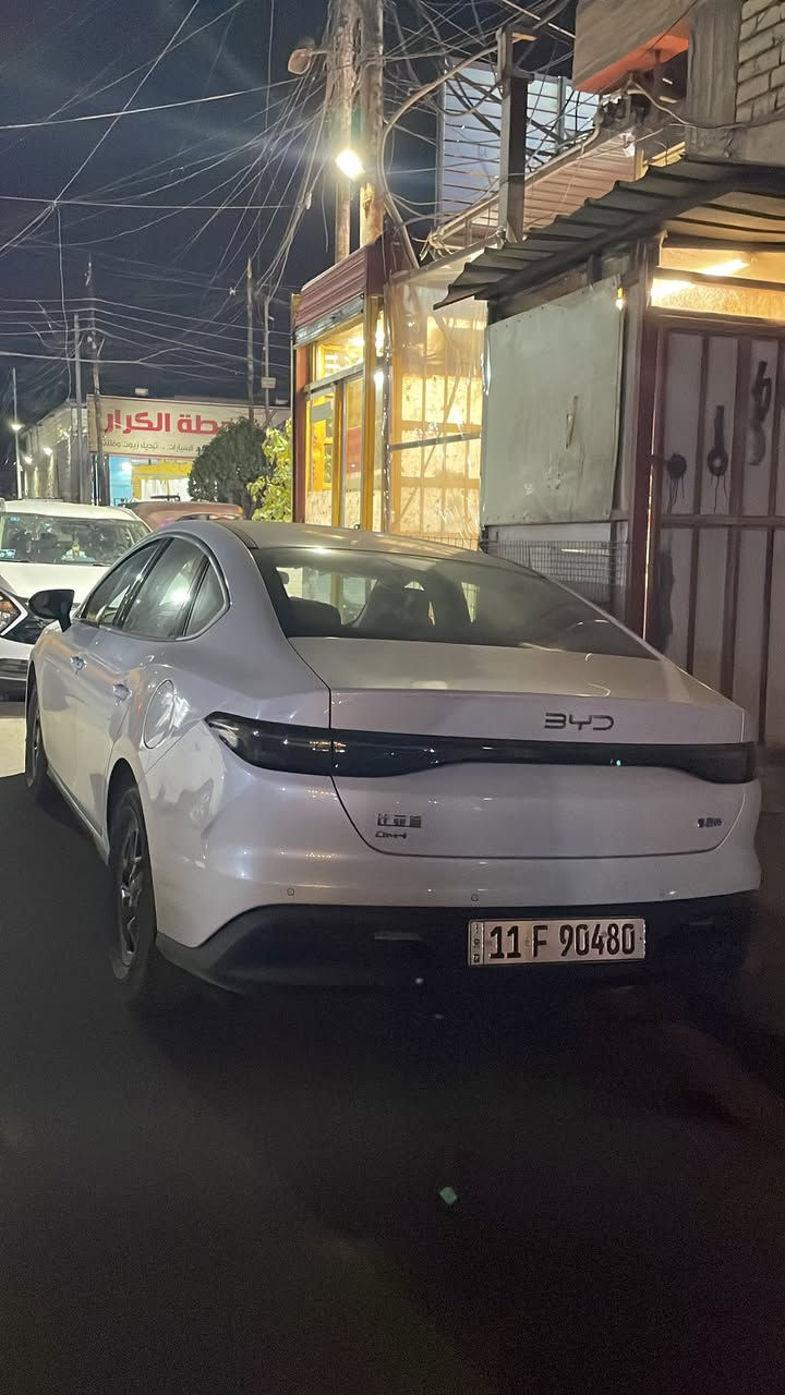 زيرو سيل فايف مرقم بغداد وجاهز 
ابيض وداخل ابيض 
العنوان البلديات 
***********
السعر 19.100 قفل
