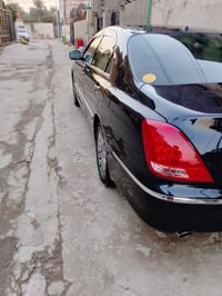 كراون ماجسته • ٢٠٠٦ • ٤٣٠٠٠