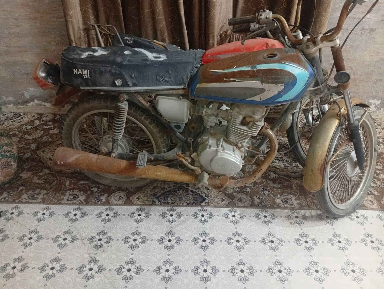 سلام عليكم دراجات يراني نامه عدد ٣ كلك كلك 
متروكات مال مزاد بيهن مكاين حلوات ونضيفات كلش
ابيع هيج شوف لعين سعر لوحده 190الف شراي راسلني وتدلل مكان البصره لحيانيه


**إذا كنت صاحب هذا الإعلان وتريد حذفه لأي سبب، رجاءا أرسل رسالة إلى الدعم الفني**