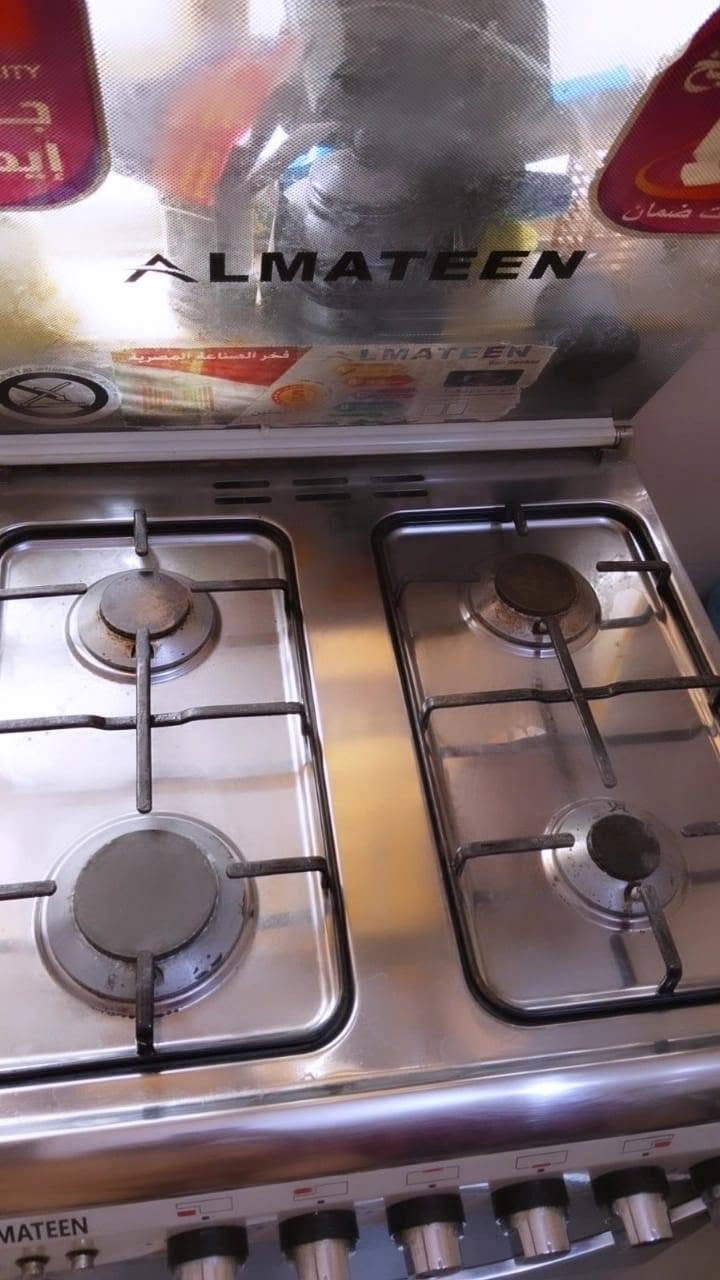 طباخ المتين للبيع 4 مشاعل استعمال شهر نظيف جدا قياس 60*60 السعر 125 واتساب ***********
