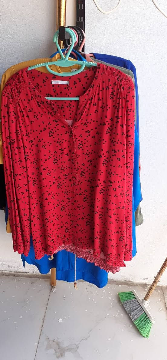 الي يريد من هاي القطع موجودة عدنا 
حي المعلمين شارع المخظر قرب خياطة البتول


**إذا كنت صاحب هذا الإعلان وتريد حذفه لأي سبب، رجاءا أرسل رسالة إلى الدعم الفني**