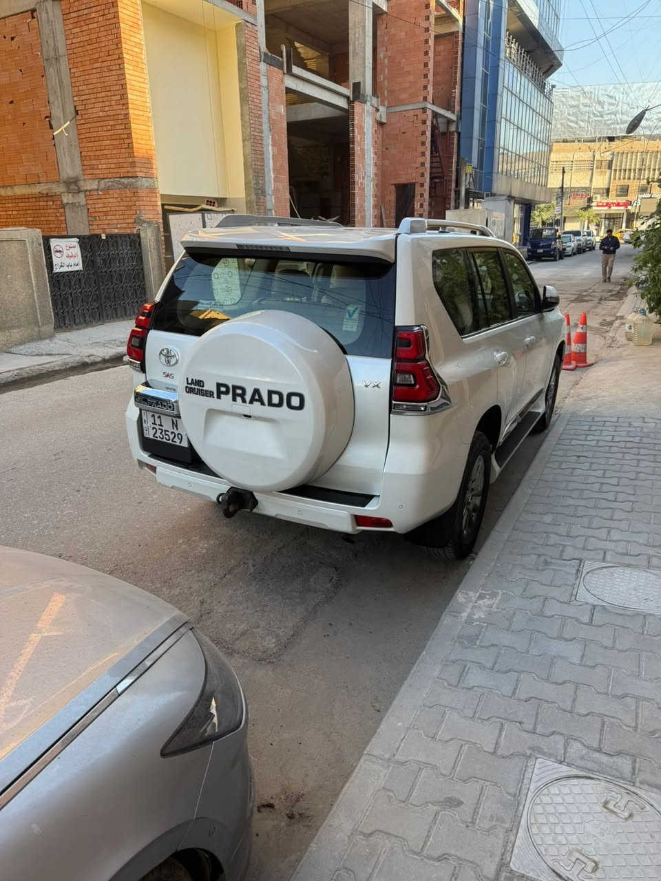 سلام عليكم برادو VX2018دبل تانكي مكفوله من الضربه والبارد ماشيه 98الف شركه SASسته سلندر كشنات تبريد سياره فول مواصفات مكان السياره كراده  تحويل ثاني يوم السعر 40 الف قفل***********
