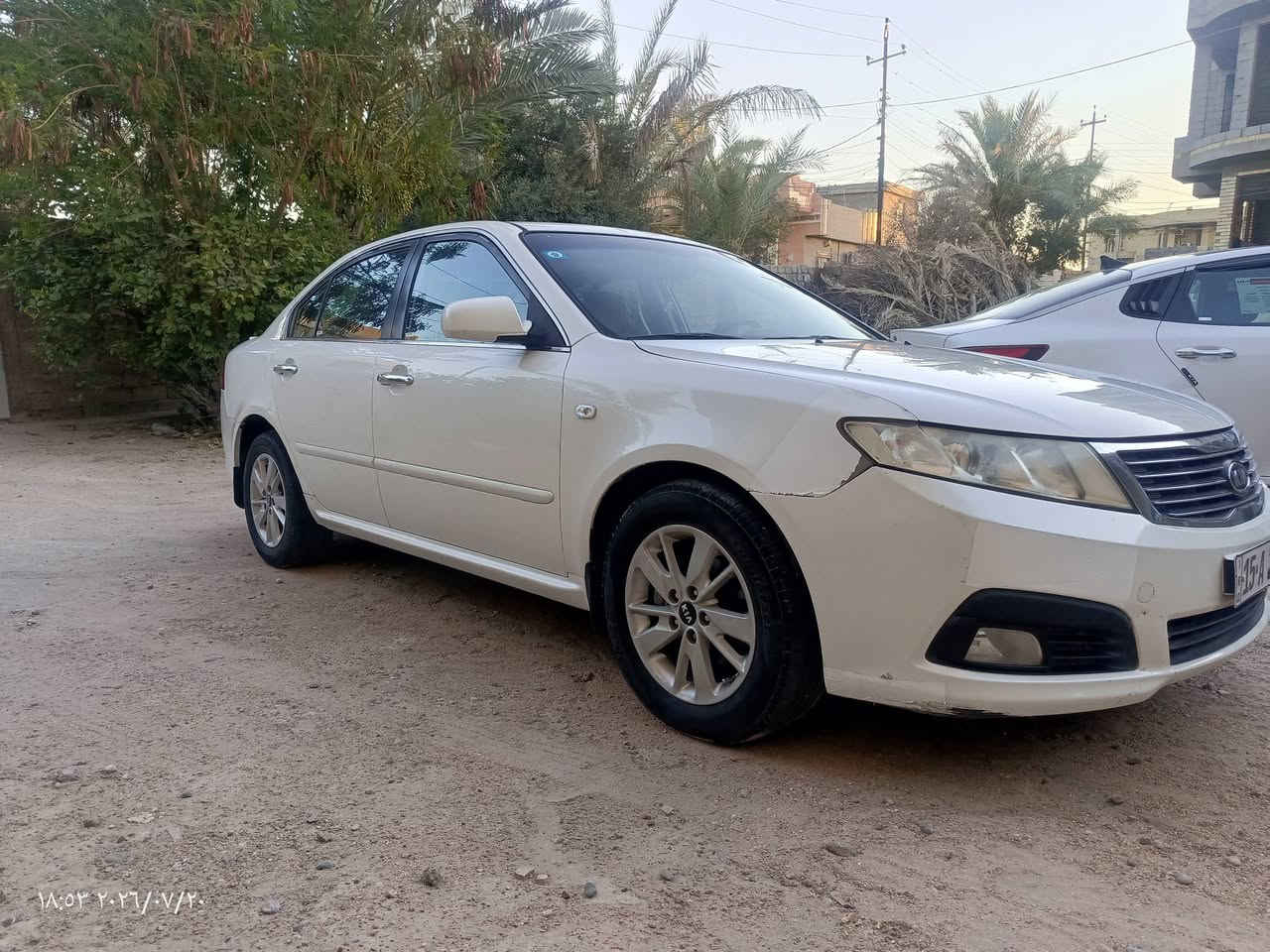 السلام عليكم
اوبتمه 2009 خليجي
بسمي سنويه 2030
فول مواصفات EX عدا البصمه 
حداديه خير من الله متصرف عليها شي
بيها باب السايق صبق فقط بدون دواخل 
سياره جاهزه  السعر 122 وبيها مجال بسيط
للتواصل ***********
