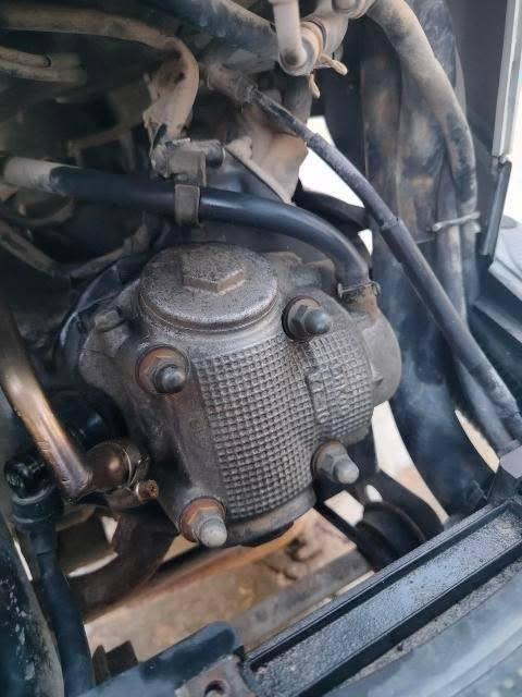 سلام عليكم دراجة ماكس بوليسي كابريتر  دراجة مال رمبه فول نضافه  واحد على واحد مكينه بلاد دواخل ملح نكره سلف وهندر كامله من كلشي شلعه ومعدل دراجة اتخبل سعرها 860وبيها مجال بسيط ولا تكول هواي تره  دراجة مال رمبه بلاديه  مكاني كربلاء الحر قرب الصوره الفلكه رقم الهاتف ***********
