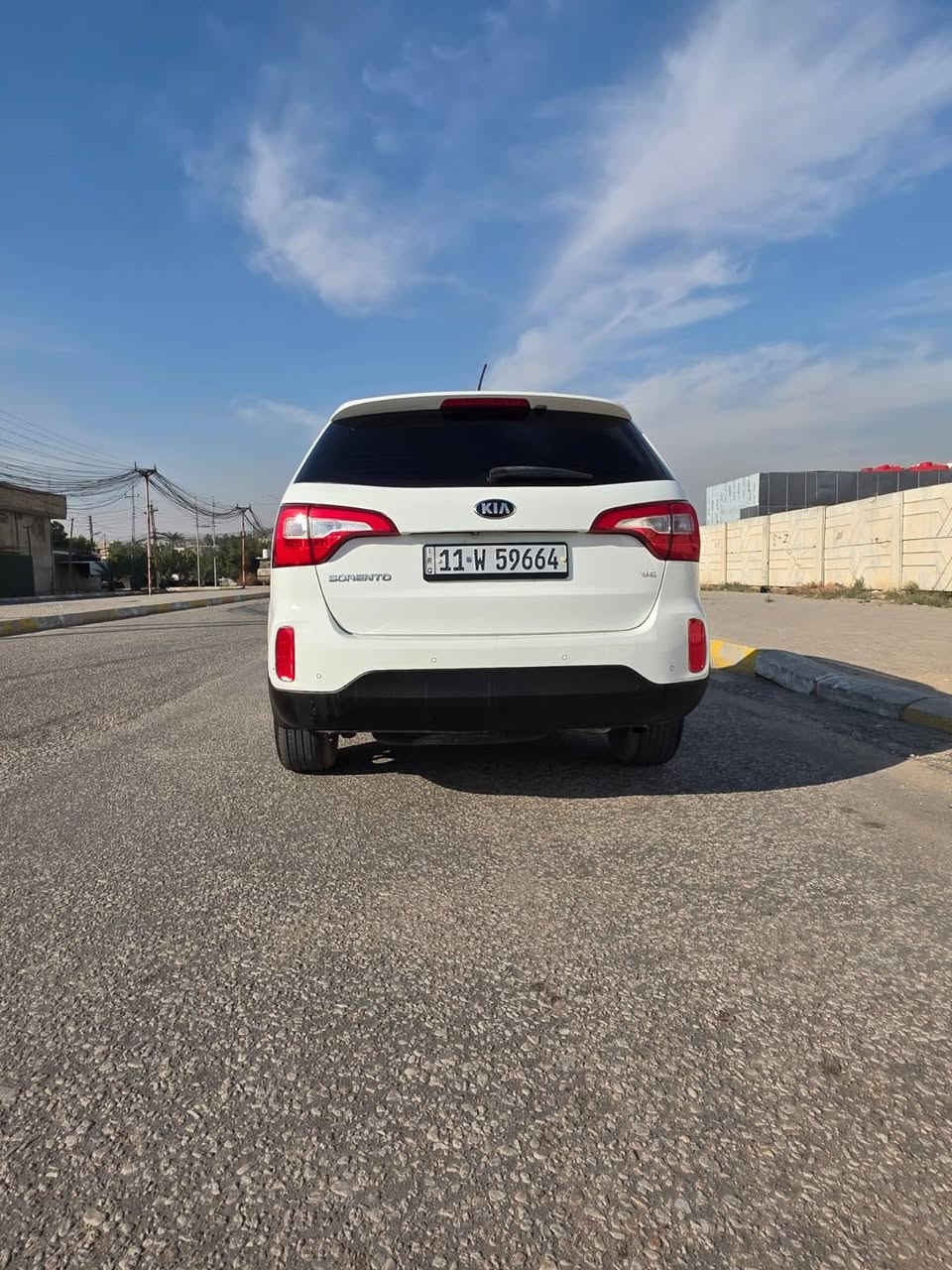 السلام عليكم سياره نوع سورنتو موديل 2014خليجي كويتي كفاله عامه من ضربه وصبغ تبديل اعله فئه واحد عله واحد فول سته ستندر سبعه راكب حساسات تحكم ستيرن جهتين كشنات كهرباء جلد مثبت سرعه لايت زنون اشاير بل مري شفط سياره جديده ماشيه 140حقيقي كفاله كير مكينه حداديه تخم تاير تبريد 3 قطع العنوان كربلاء السعر 187 بيها مجال رقم الهاتف ***********فقط انتصال
