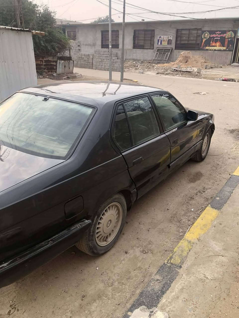 السلام عليكم سياره للبيع بئم دبليو 730موديل1992بلاديه أي نقص مابيهه رقم انكيزي سنويه 2026 السعر 45 بيهه مجال المكان الزعفرانيه رقم صاحب السنويه ***********
