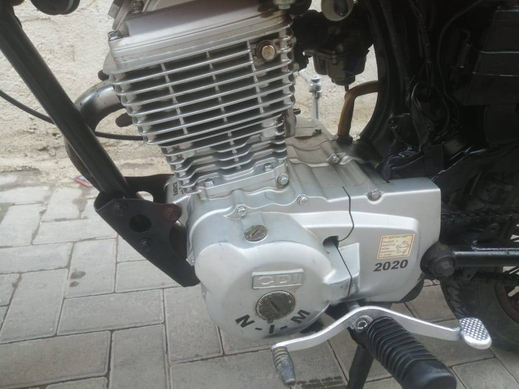 السلام عليكم دراجه  ايراني ادوات مقفوله من السرقه سعر 300 قفل هذا  ***********  جاهزه الدراجه ما بها اي نقص
