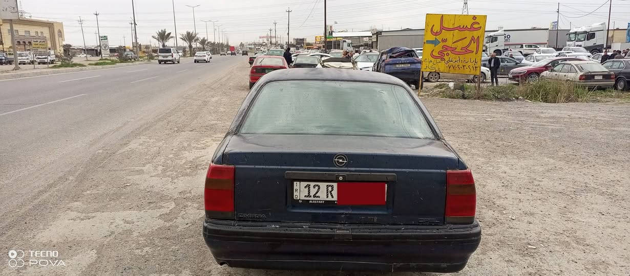 اوبل اوميكا
موديل 1990
ارقام جديد 
شرط تحويل او وكاله
بي ضربه صفحت سايق
السعر.  20 بي مجال
***********/////***********

