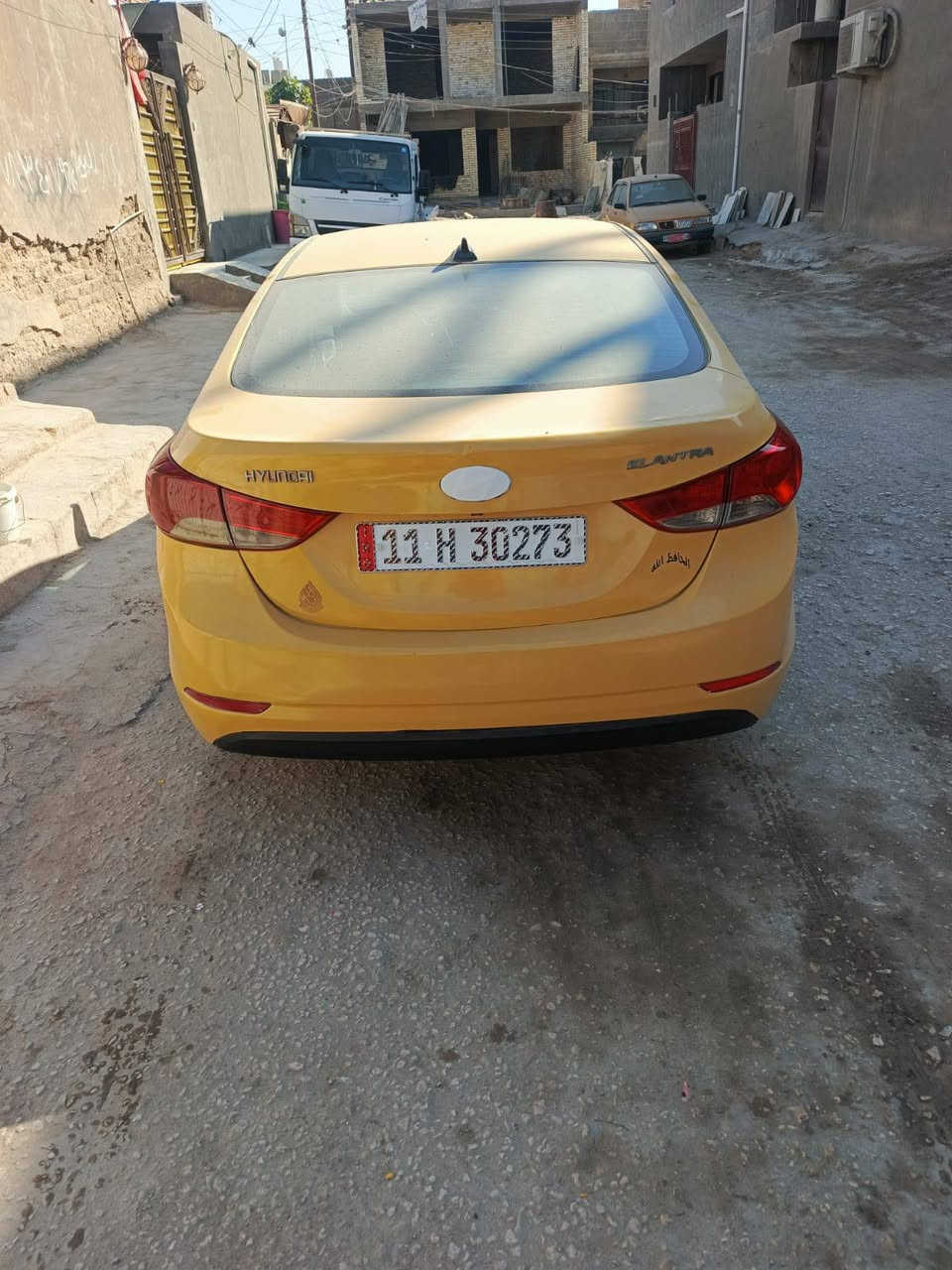 السلام عليكم النترا موديل 16 امريكي حادث بنيد فقط بدون دواخل كير مكينه خير من الله رقم بغداد بسمي مصفره هيئة وغرامات السياره بيها منضومه غاز  السعر 112 بيها مجال مكان حله قرب مجسر نادر رقمي ***********.   ***********
