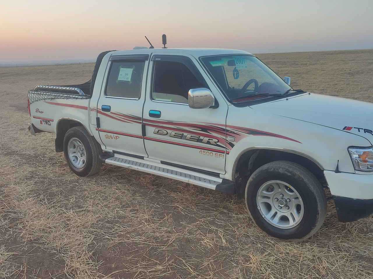 بسم اللە الرحمن الرحیم ماشاء اللە نمونەی جوانی پاکی لۆکی دێر مۆدێل 2007
مەکینە کابرێته بەنزین زۆر زۆر کەم ئەخوات

گێڕ مەکینە عەکسل شانسی بەشەرت 

دەعم و لێدراو بۆیاغ و خایسات بەشەرت

کامل گیانی ئیشەکات کارەبای مەزبوت 

چرکەی تیانیە بەدوای عەیب و مەسرەف مەگەڕێ بەنزین تێکەو لێخوڕه 

مەنەفێس و پاکانەو ڕێ پێدرانی بۆکراوە

کامل جوانکاری بۆکراوە  

تاقم پێش تازە چاکراوە

لەڕەسمەکان جوانتر نەبوو مەسرەفی ڕێگات ئەدەمەوە گشت گیانی بریقەی دێت وەک شوشە وایە 

دێرت ئەوێت مەسرەف نەکەیت وەرە ئەمە بکڕە بەشەرت هەموگیانی بێ مەسرەف تەنها سایەقێک و بەنزینی ئەوێت تێکەو لێخوڕە

ماشاڵا لەقوەتا لەبەخ بەقوەت تر نەبو نەتەوێت لەگێڕی دو تایەی لەبنە تەقێنم بەشەرتی قوەت و هەڵسان

سعریی خوار هەمو بازاڕ

ناونیشان چمچماڵ 

پەیوەندی بکەن لەخزمەتانام 

ژ.م***********کۆڕەک واتساپ و ڤایبەر و تلگرامی لەسەرە

ژ.م***********ئاسیا

سعری سەیارەکە 38گڵاو کەمێک مەعامەلە 

ڕێزم بۆئەدمینی خۆشەویست وەریگرە مەمنونم ❤
