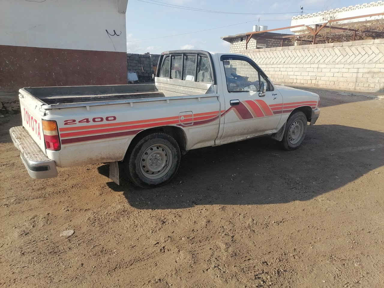 بيكم لبيع موديل 93 رقم نينوى ألماني سنويته لا 2029 تنتهي محرك شرط كير شرط كاربون بانزين بيه وضع شركة مكانه الموصل الكسك سعره 65 وبيه مجال وهاذه رقم صاحب السيارة ***********
