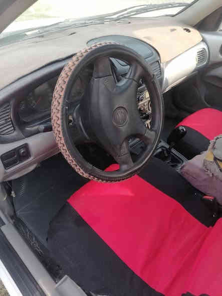 سني ياباني 2002محرك 1800 قبق اسود رقم بغداد السعر 75 وبيها مجال ***********
