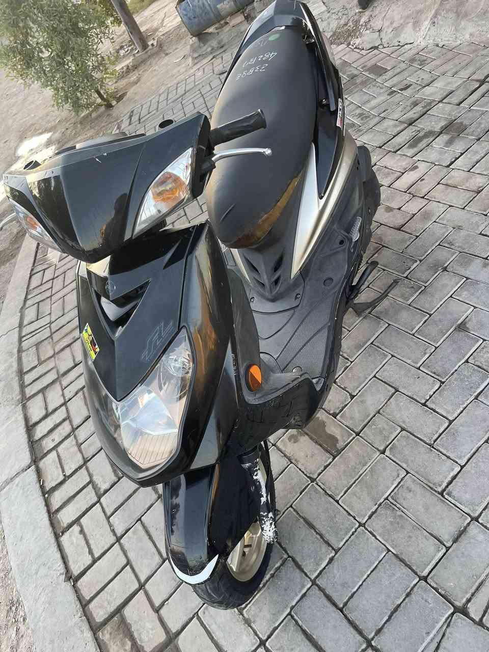 سلام عليكم سكنس فحل كولد طلاعات لدراجة كفالة عامة مكينة ملح وخرسة تايرات جدد الدراجة مال جناي مكفولة بيهة كلج امامي رياضي اجة بيها من برة مكاني تقاطع الصليخ ***********
