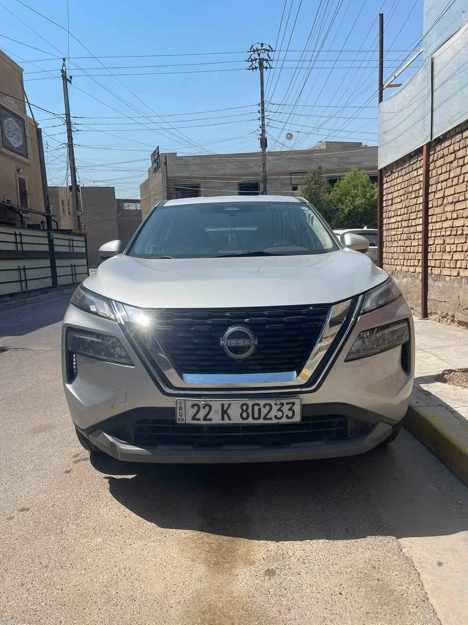 نيسان روج 2023
السونار مرفق مع الصور قطعتين صبغ

محرك 1500 تيربو

المواصفات 

بصمة تشغيل عن بعد اوتو هولد سايد بريك دكمة شاشة اعطال قيادة ذاتية رادارات جانبية توقف ذاتي تلث انضمة قيادة 

كير محرك بلاديات الصدر جديد 

السعر مناسب جداً 125 ورقة 

مكان السيارة بغداد حي الجهاد 

***********
