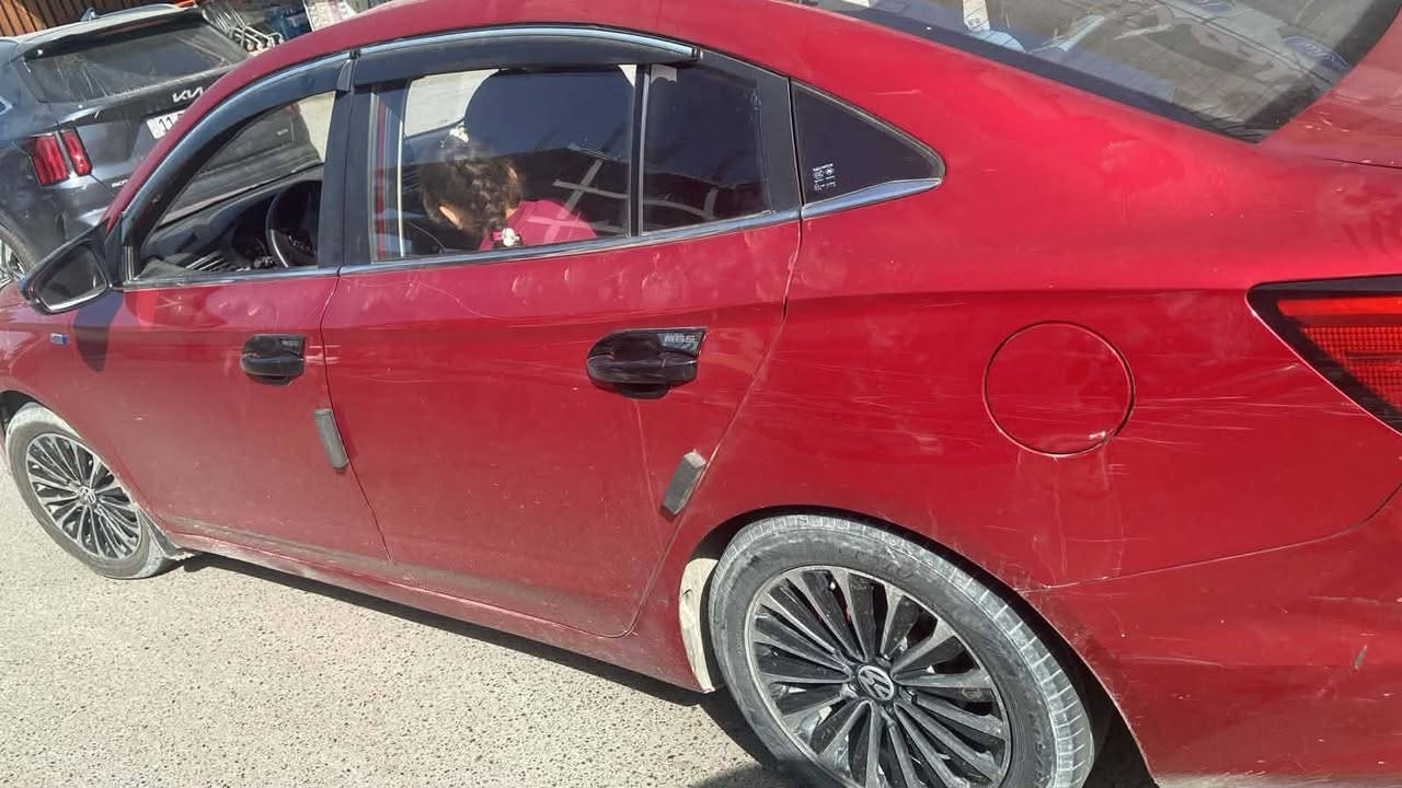 السلام عليكم عندي ام جي موديل ٢٠ كفاله رقم بغداد السعر ٩٠ بيها مجال مكاني بغداد تصال ***********
