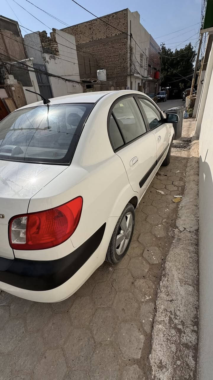 كيا ريو 
موديل 2007 
كفالة كير وحددية جديد وكارتون 
بيهة صبغ قليلة جانب ايمن وأيسر وليس صبغ عام او حزام  

رقم بابل سنوية ل2027 مشروع وطني 

السيارة نظيفة كلش داخل وخارج 
تحكم ستيرن شاشة إضافية 
تبريد شغال وتدفئة 

السيارة خير من الله وما عايزة برغي 

مكاني نجف 
السعر 95 وبيهة مجال بسيط 

واتساب ***********
