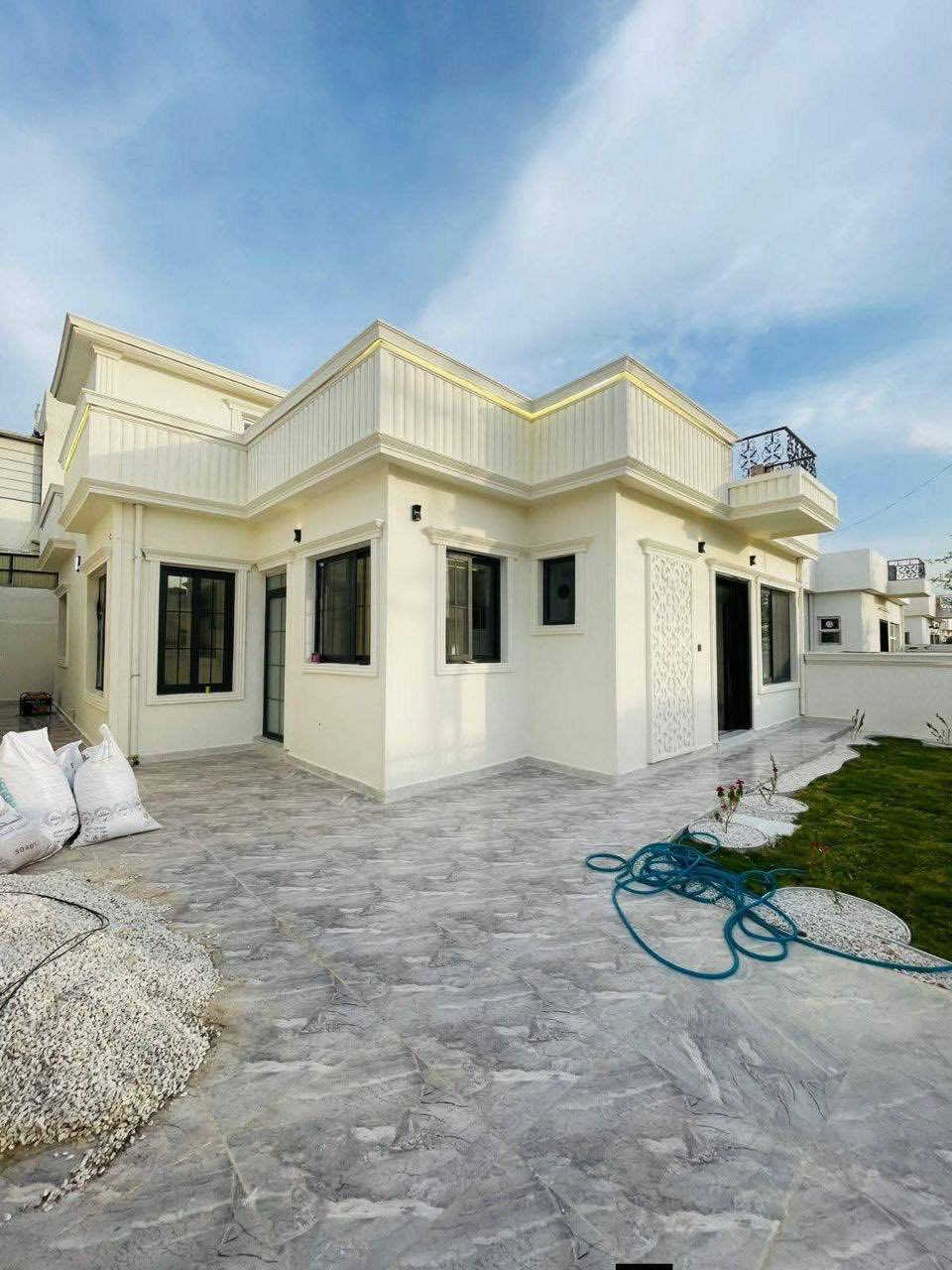 🔸سند طابو يتسجل بإسم اي عراقي
📍أربيل-بيت للبيع مجمع اشتي2  قرب سايدين لاوان
 
➖مساحة 204M 
يتكون⤵️
➖2غرف نوم 
➖استقبال-صاله-مطبخ-مجموعه صحيات-كراج
________________________

***********
***********
**********
في حال لم يتوافق العقار مع رغبتكم او لم يكن بقدر امكانيتكم زوروا موقعنا على تلكرام للتصفح على اكثر عدد من العقارات المتوفرة•https://t.me/mohamedaqarat1
