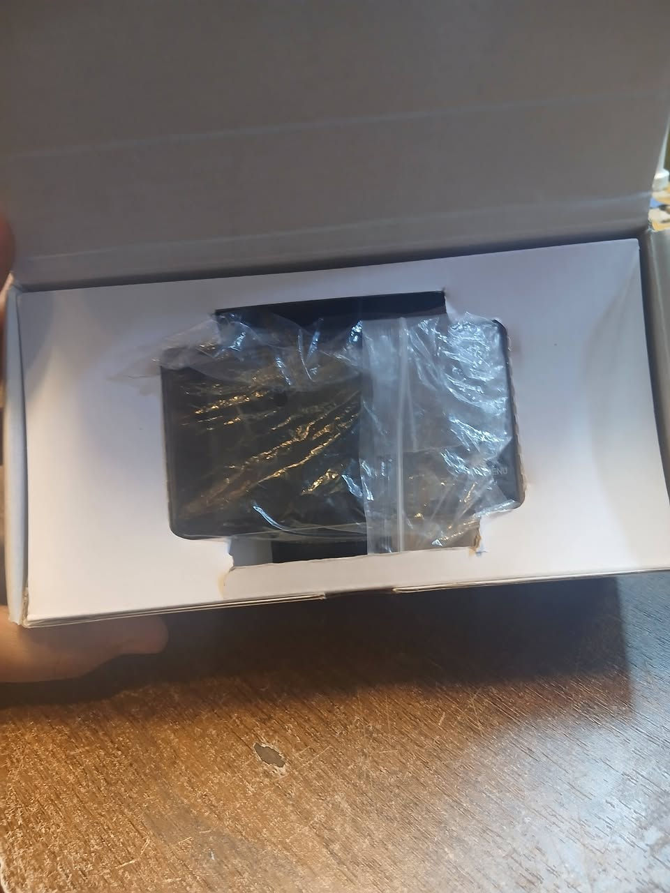 اسلام عليكم كامرة اصلي ماركه BX50
غير مستعمله امامي وخلفي تصوير واضح التخزين رام 

الرقم ***********
العنوان بغداد خاص او رقم
