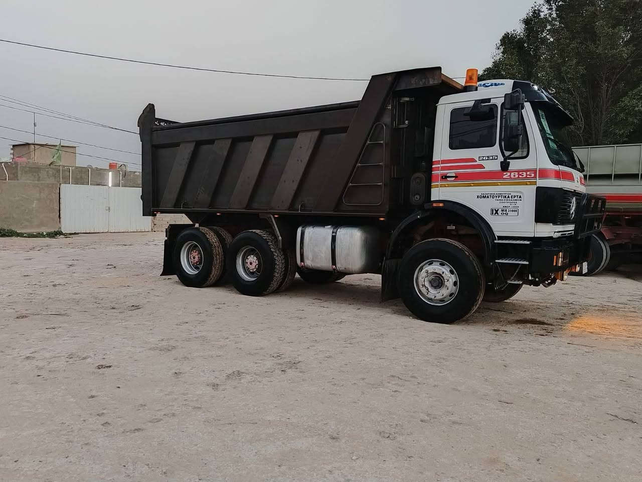 السلام عليكم موديل 82 اصل راس تريله مجموعه جي اف ماكينه 38 دبل تيربو جير 160 رقم انبار الماني بدي تفصال جديد ما مشتغل مكينه عالسحق سياره كفاله عامه بسنويه راس تريله المكان النجف السعر 360 وبيه مجال$ *********** رجان المو شراي لا يتعبني
