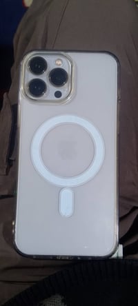 ايـــفون 13بروماكس اللون الذهبي المميز ذاڪرة 256 وتر  بطارية 96  اخو ا...